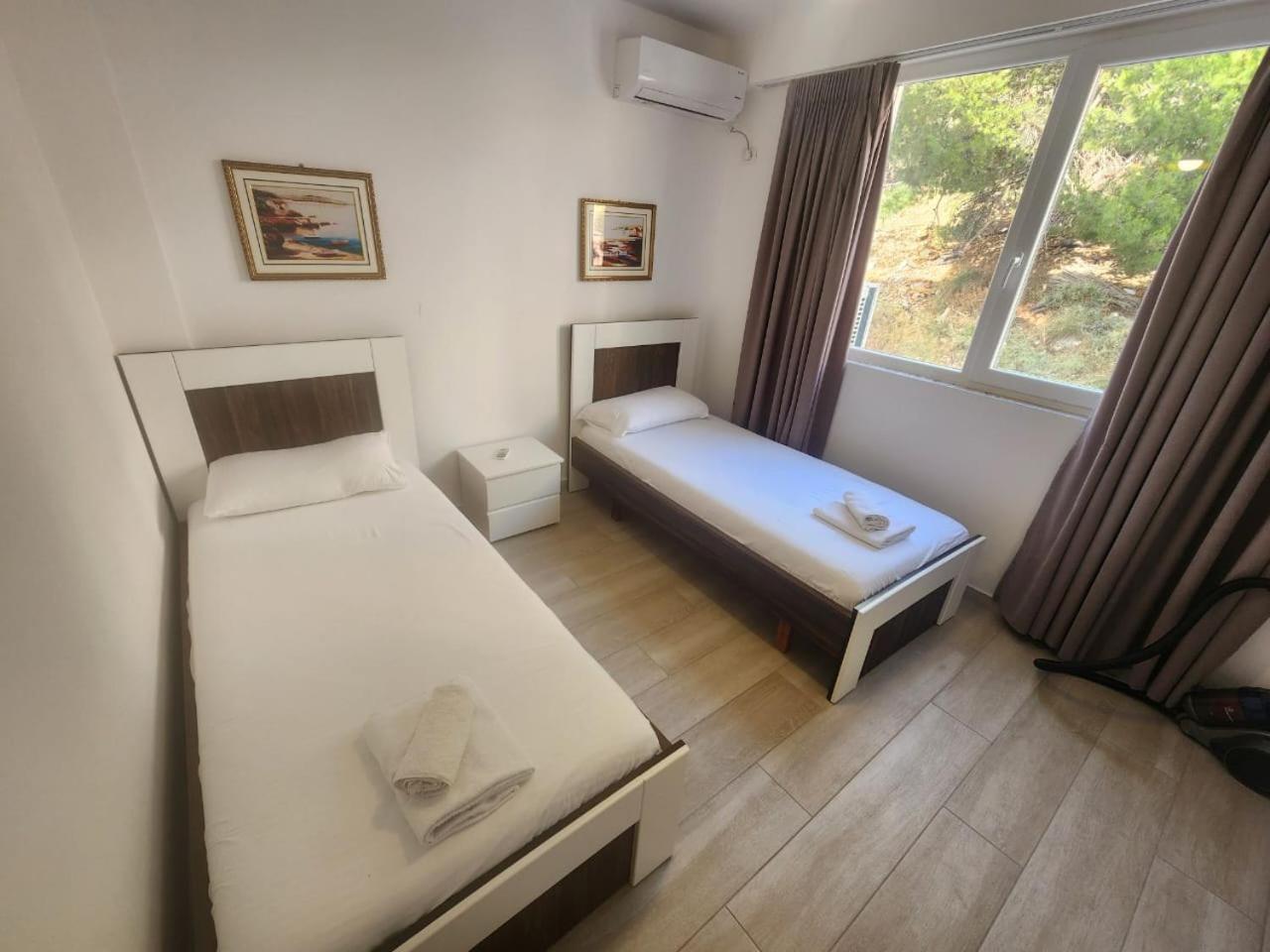 Panoramic Sea View Apartment Sarandë Exteriör bild
